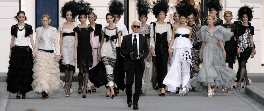 The History of the Chanel Brand –