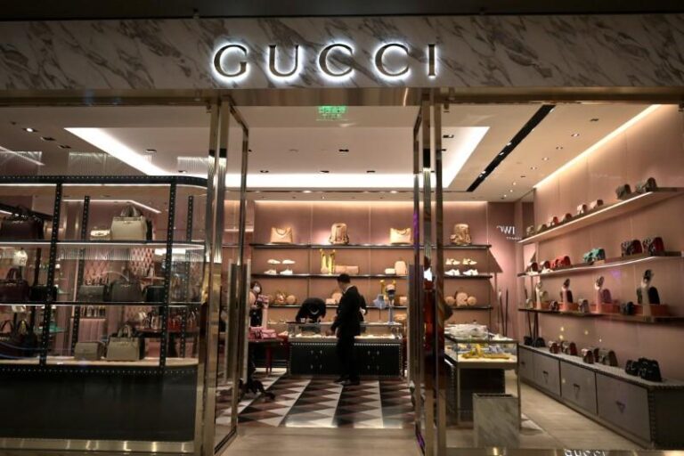 e commerce gucci